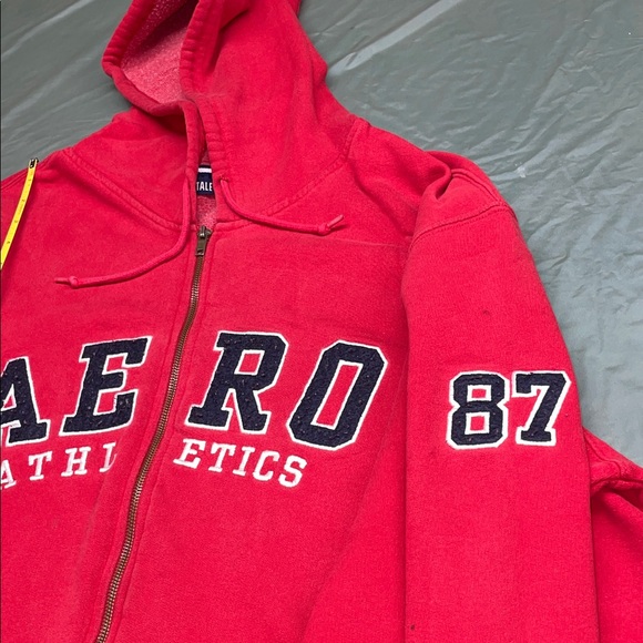 Aero Athletics Red Hoodie w/Bag - Picture 4 of 6